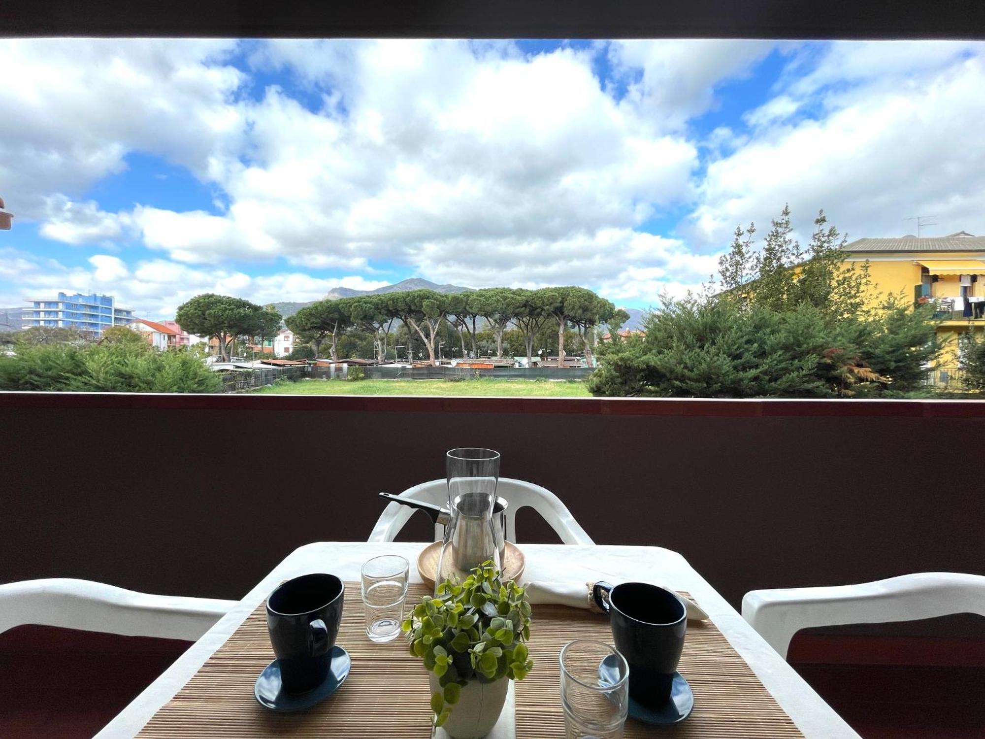 Apartamento Il Gabbiano Bilocale Con Piscina, Garage E A/C. Loano Exterior foto